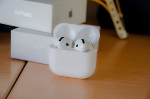Airpods pro 4ta generacion mas funda de regalo