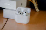 Airpods pro 4ta generacion mas funda de regalo
