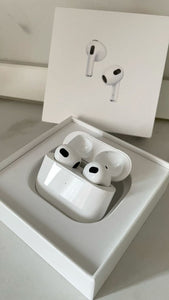 Airpods pro 4ta generacion mas funda de regalo